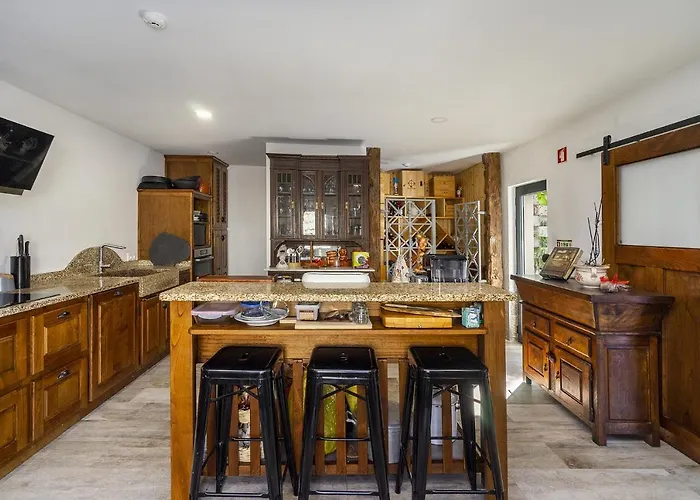 Isatour -natural Park House فوزيلا