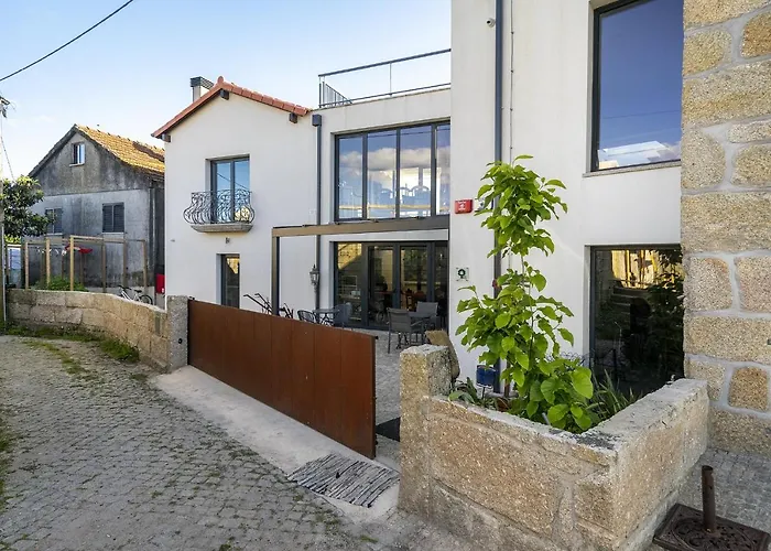 Isatour -natural Park House مزرعة للإقامة *