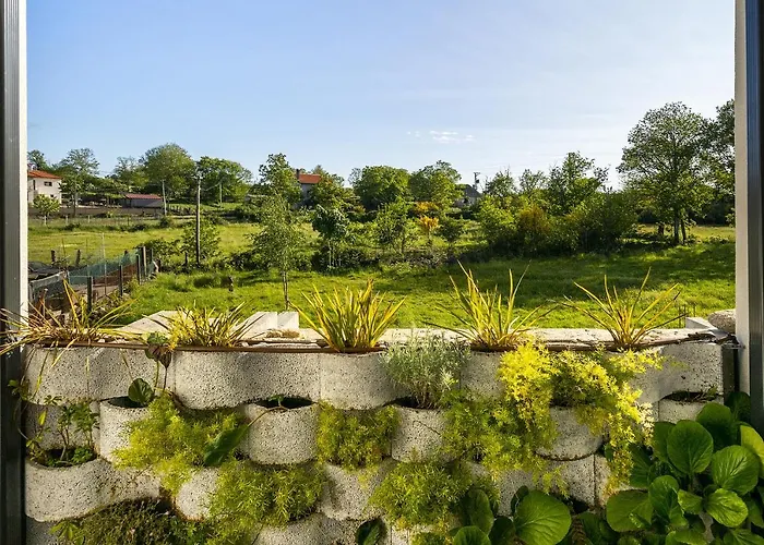 Isatour -natural Park House مزرعة للإقامة